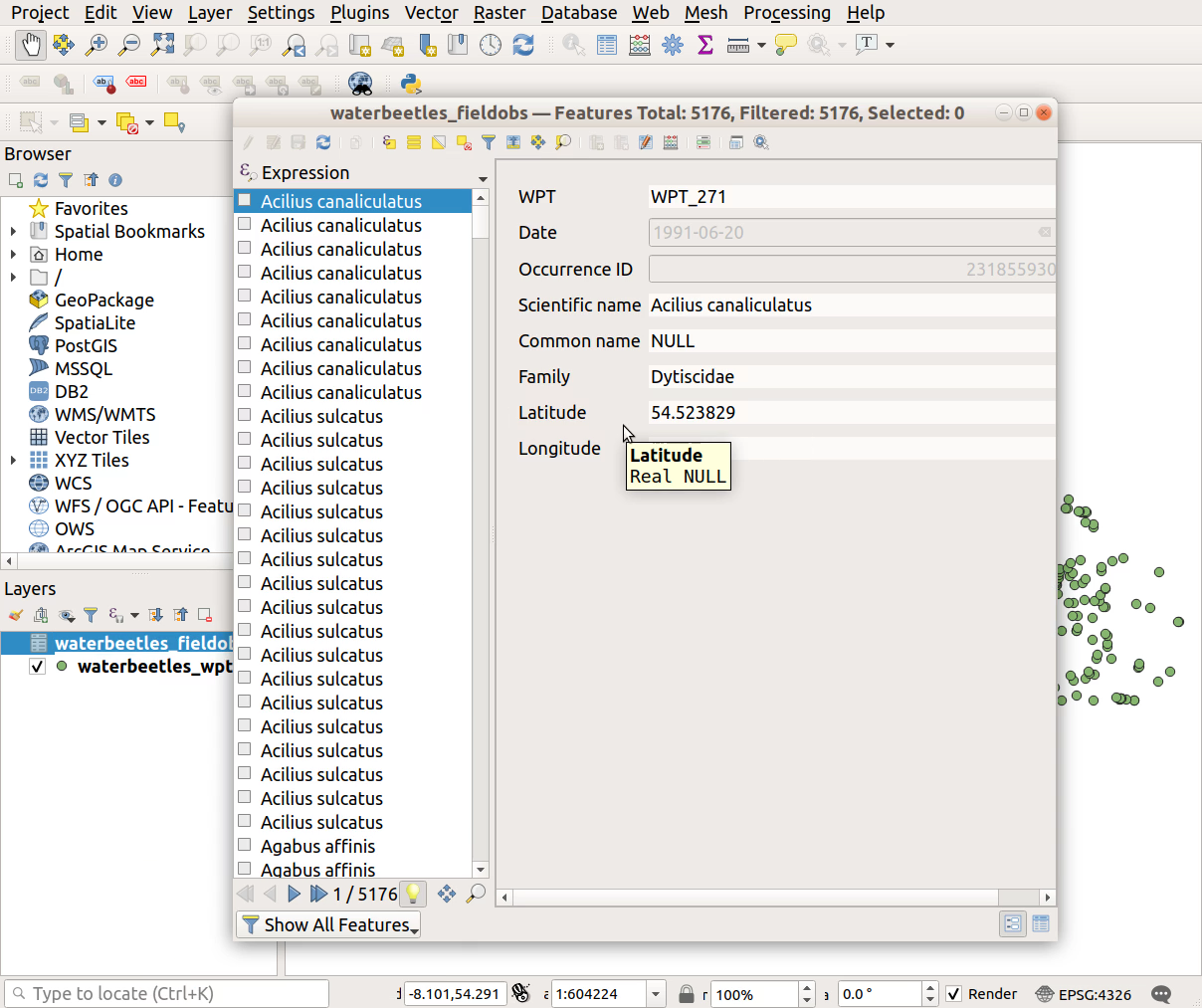 QGIS screenshot: Check Latitude and Longitude